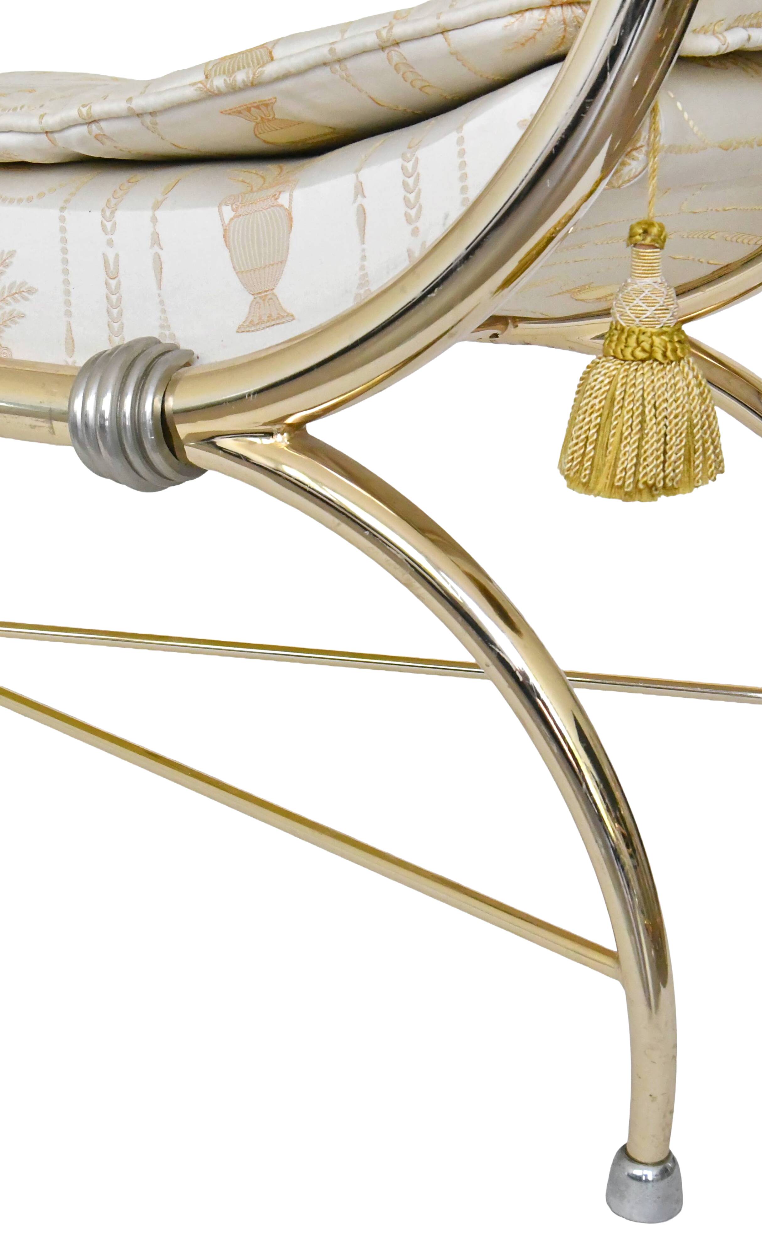 Bench in gilded brass and Empire-style fabric