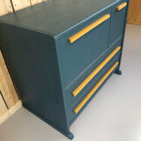 Storage cabinet
