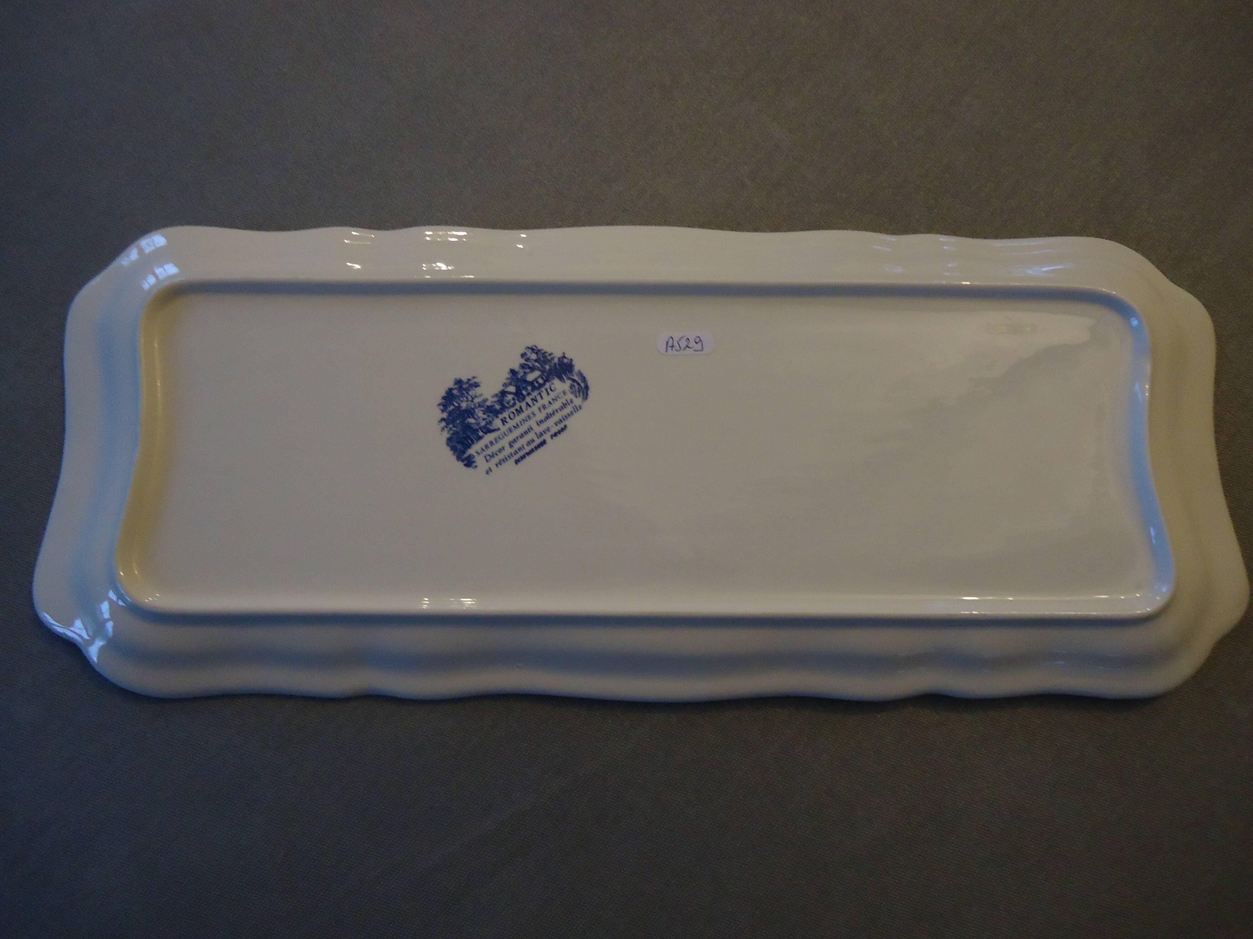 Sarreguemines cake dish, "Romantic" model