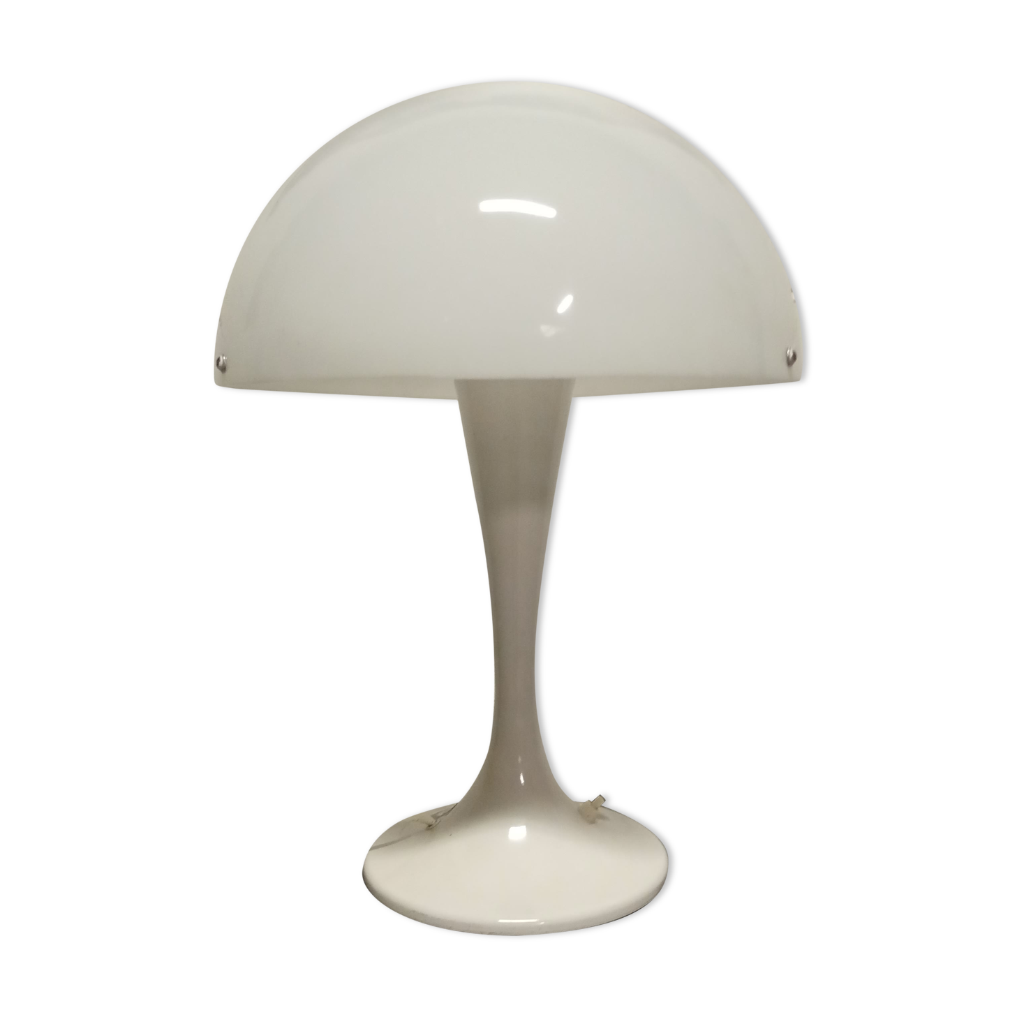 Mushroom lamp design of the 70s