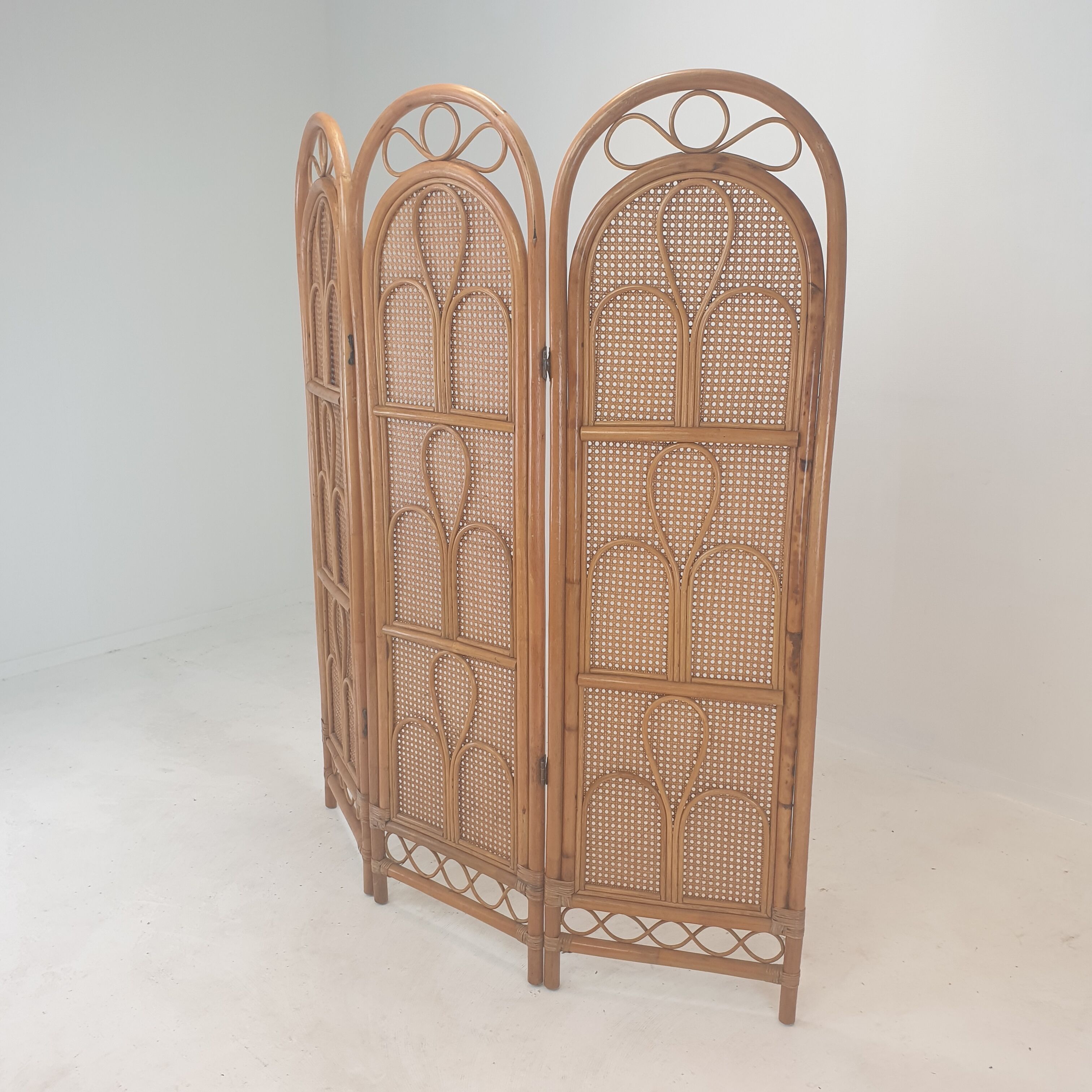 Italian rattan and wicker room divider 1960s