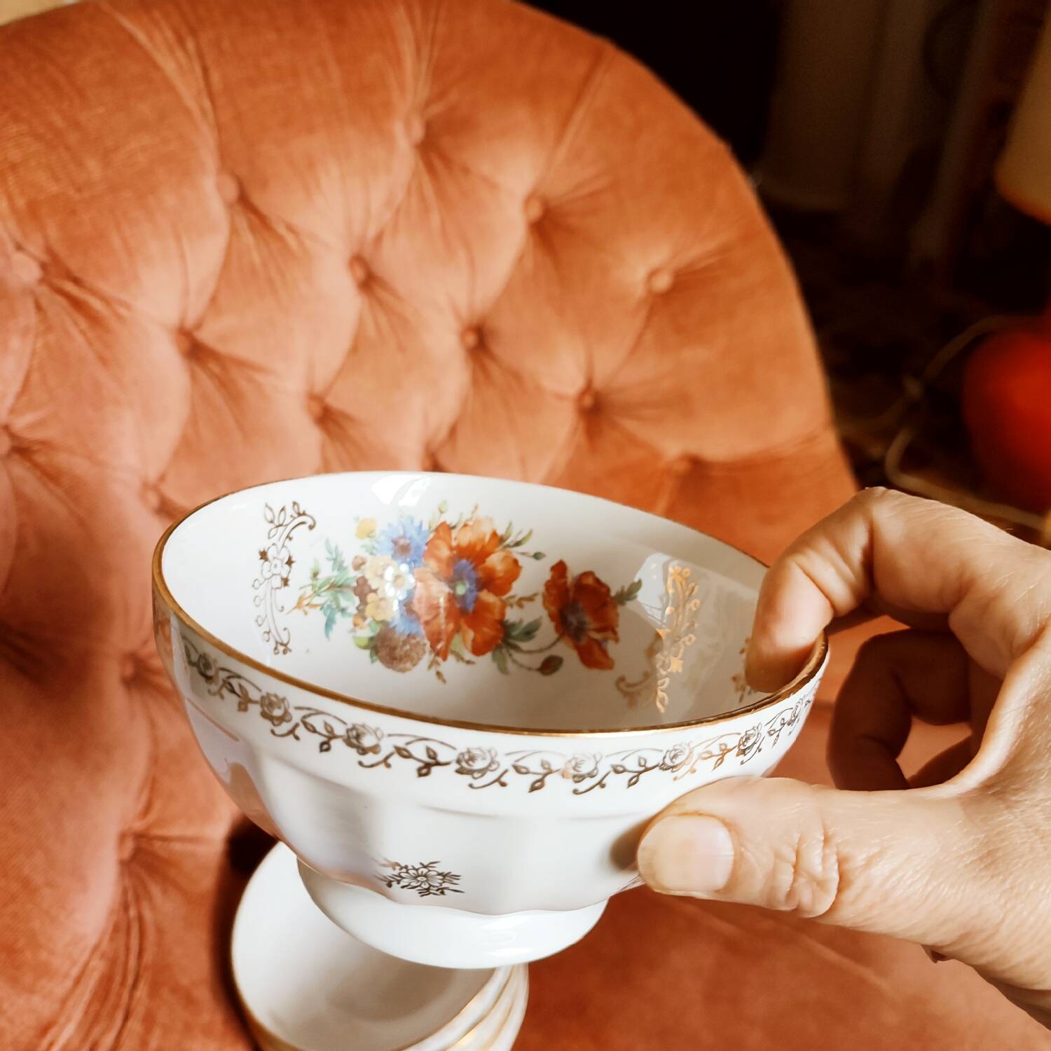 5 old porcelain bowls