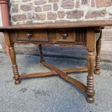 Alsatian farm table in vintage walnut 1850s