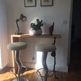 Tabourets bar acier signes
