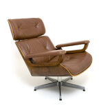 Fauteuil lounge et ottoman en cuir et bois plié des années 60/70