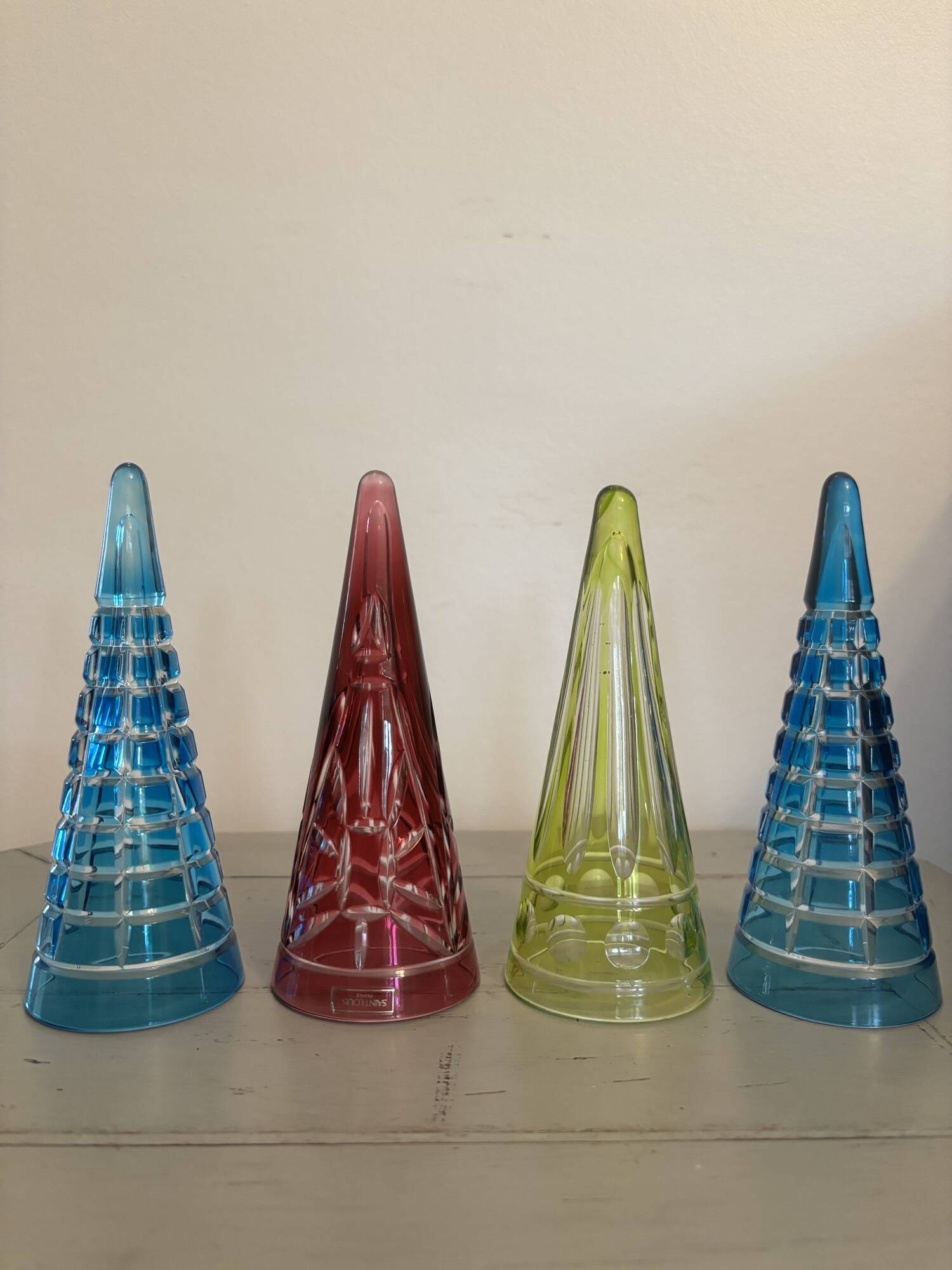 Set of 4 small glasses known as "cul sec" from Saint Louis in Colombine crystal.