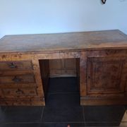 Bureau en loupe d orme
