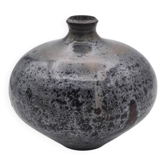 Stoneware vase by isabelle gaudry - st amand en puisaye