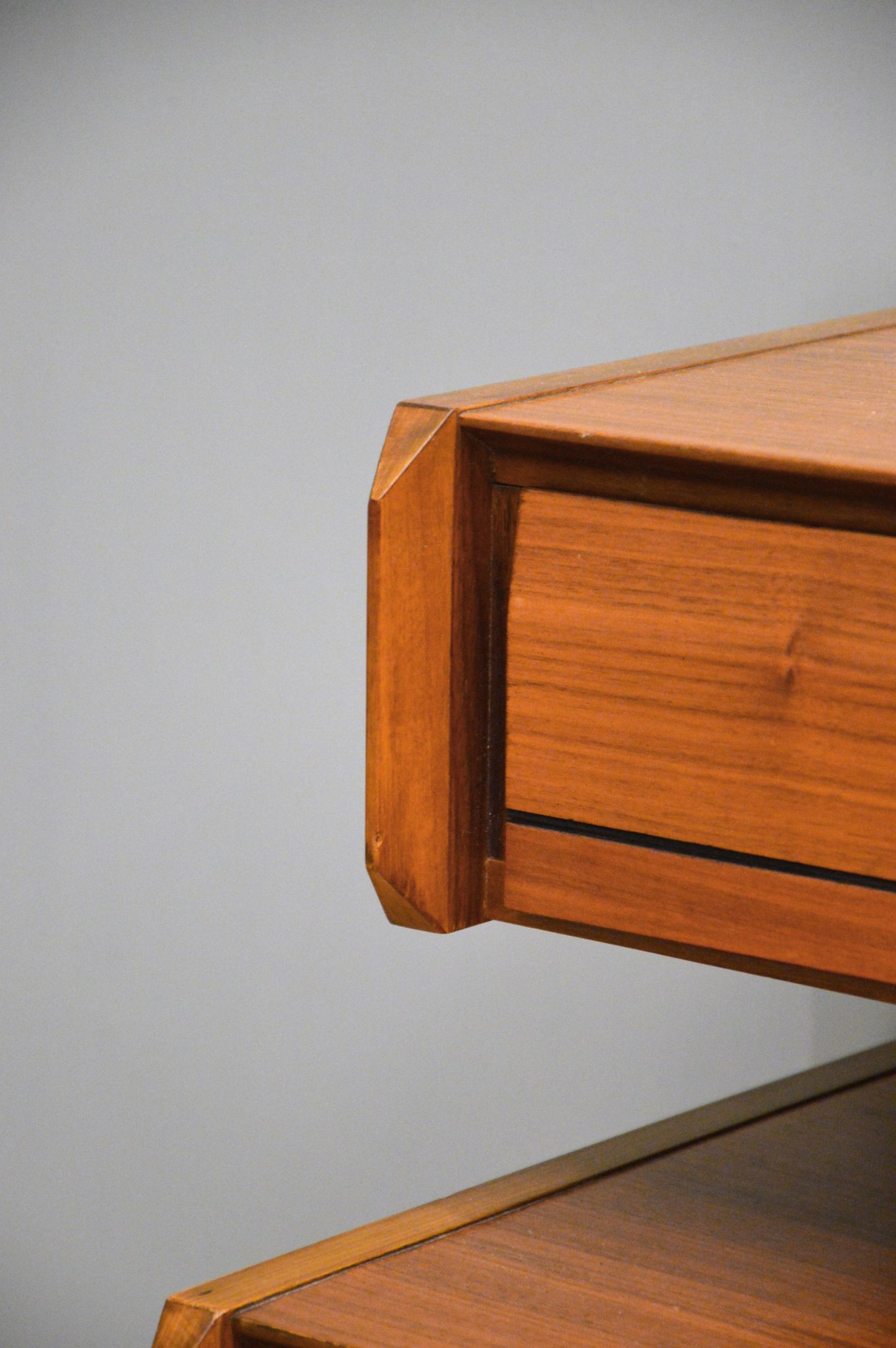 Enfilade par la sorgente dei mobili, 1960