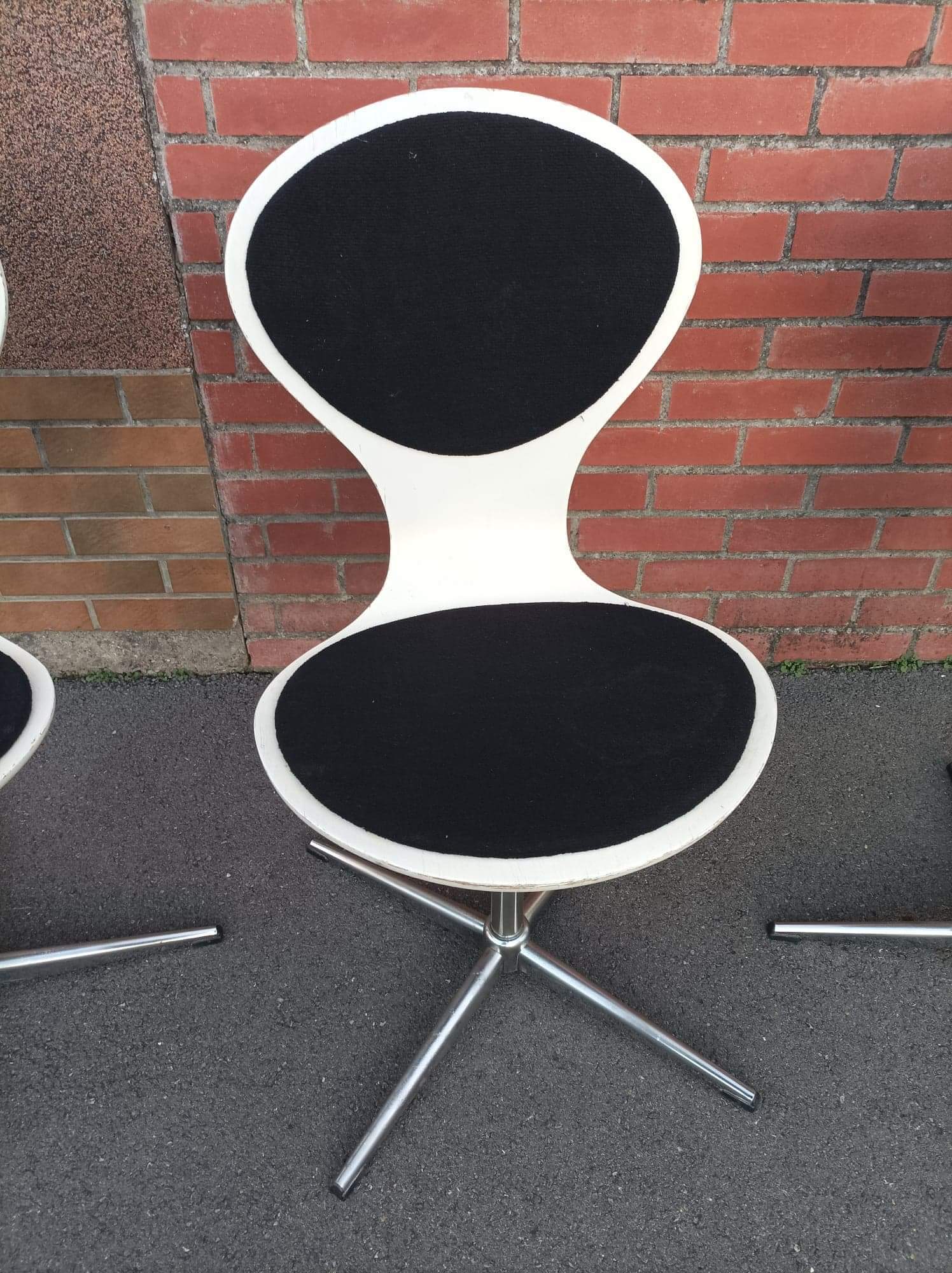 Vintage plywood swivel chairs by Elmar Flötotto - 1960
