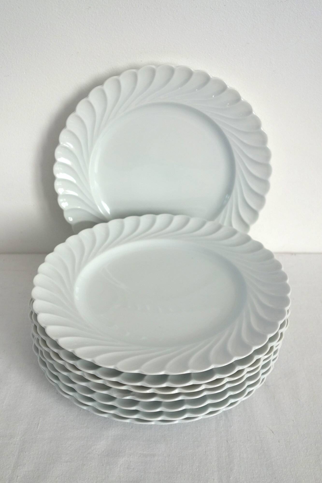 Set of 8 white twisted porcelain dinner plates Limoges Haviland