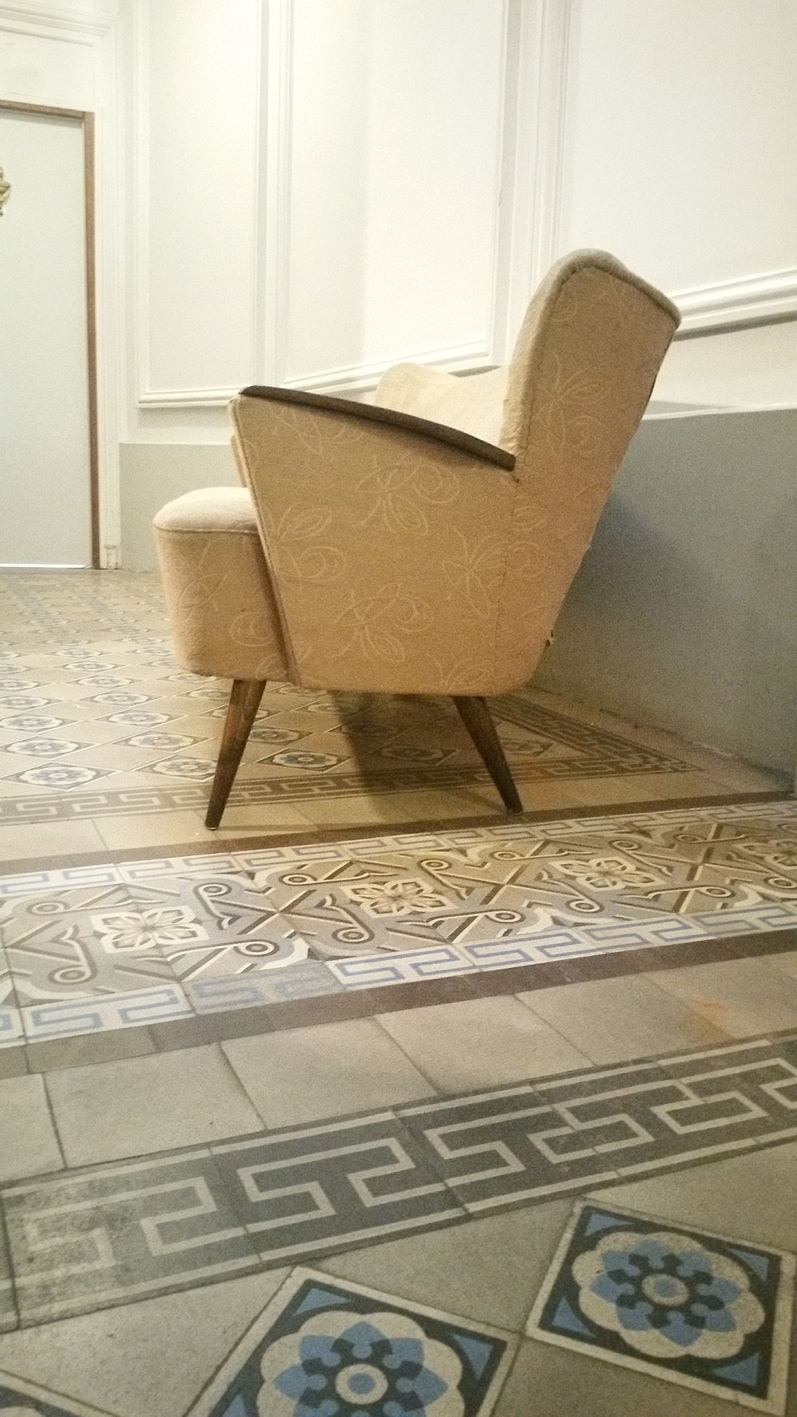 Sofa Scandinavian cocktail
