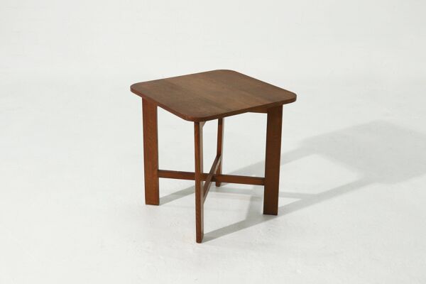 Table d'appoint moderniste en chêne de l'école d'Amsterdam, années 1920