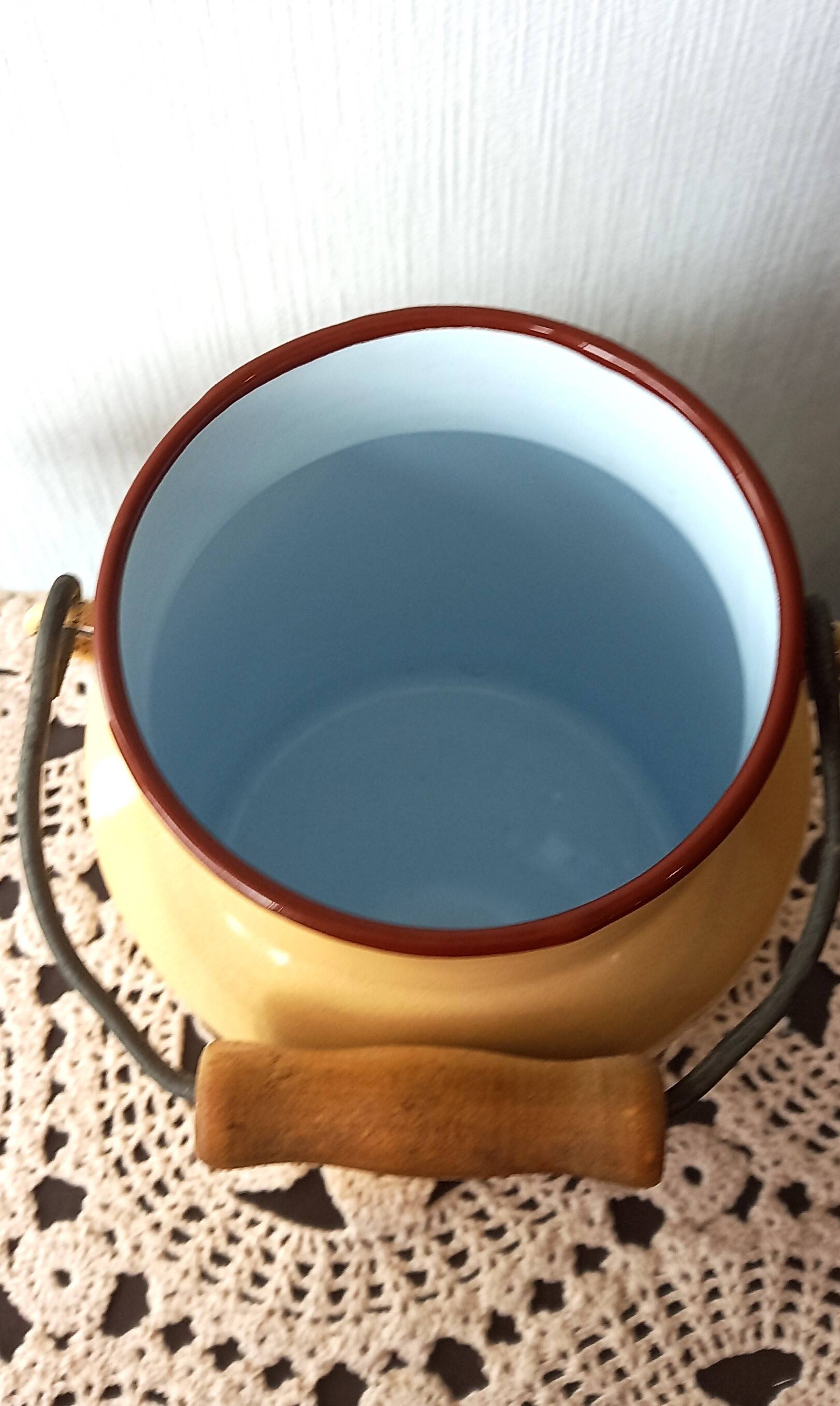 Enameled milk jug