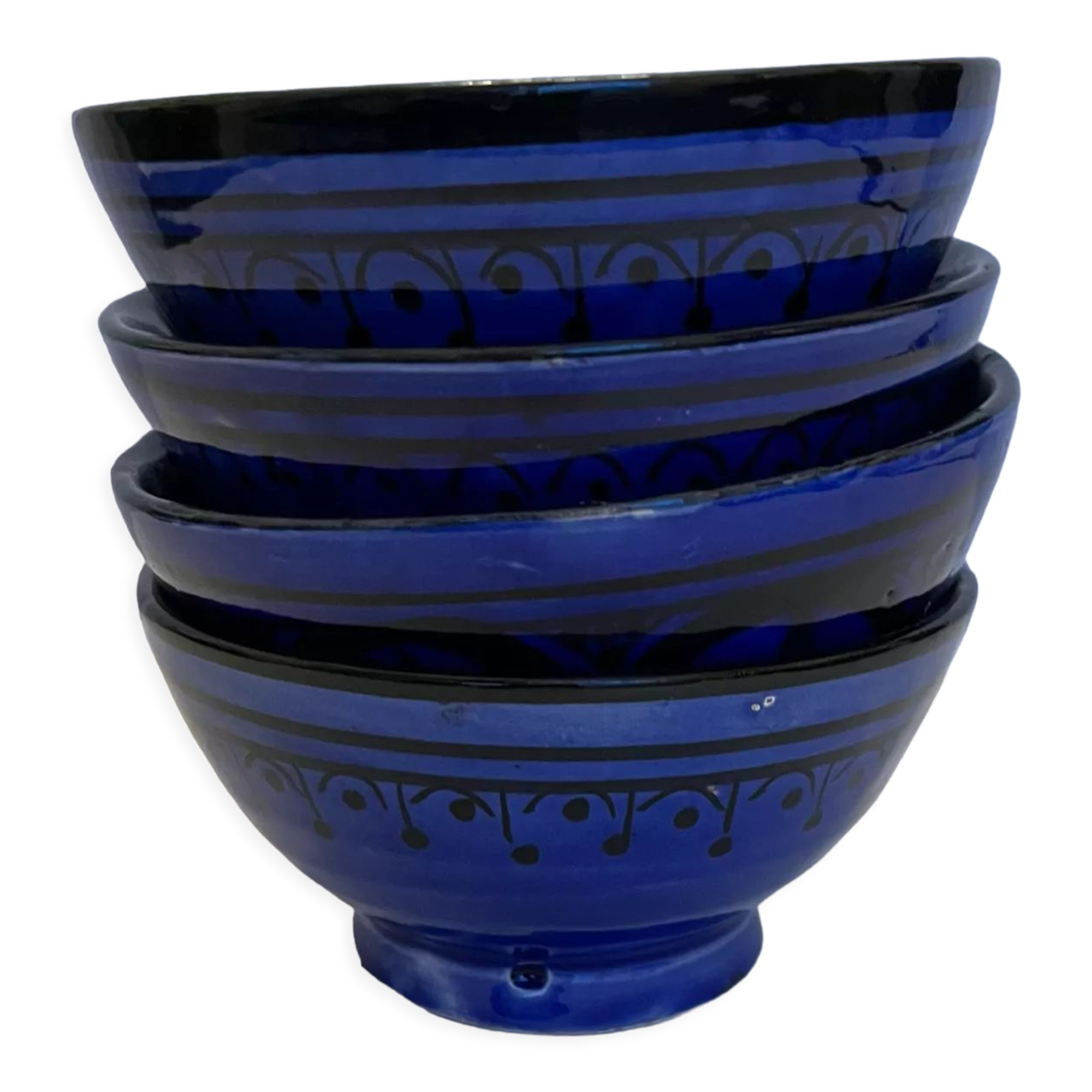 Set of 4 ceramic bowls
