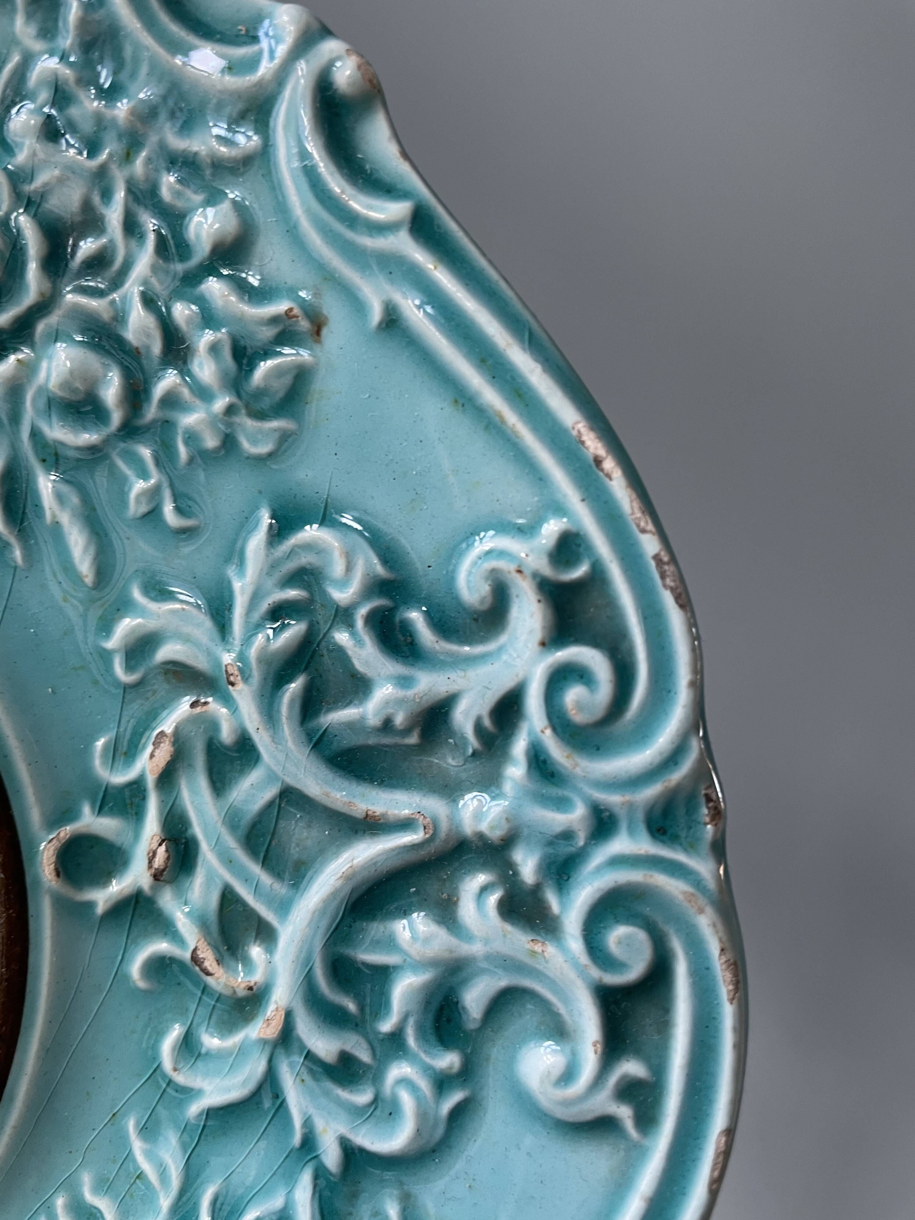 Old plate in slurry, Villeroy and Boch