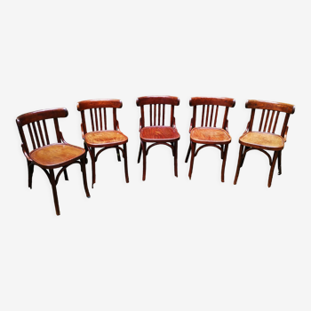 Série de cinq chaises bistrot