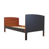 Lit en teck, design danois, années 1970, production : Danemark