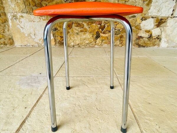 Tabouret vintage skaï orange et pieds chrome circa 70s