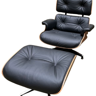 Charles Eames lounge chair