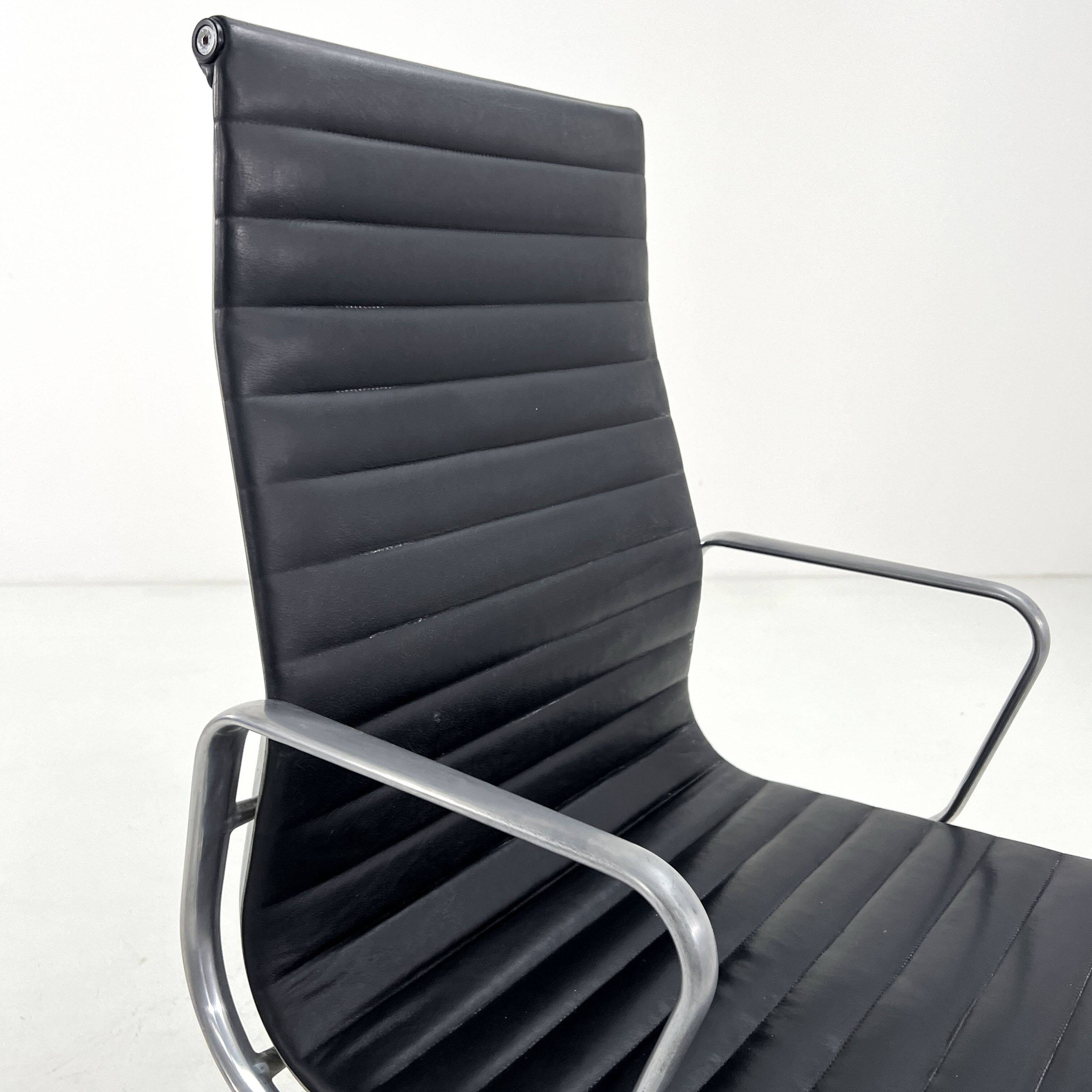 Fauteuil de bureau EA119 par C.& R. Eames pour ICF, 1970