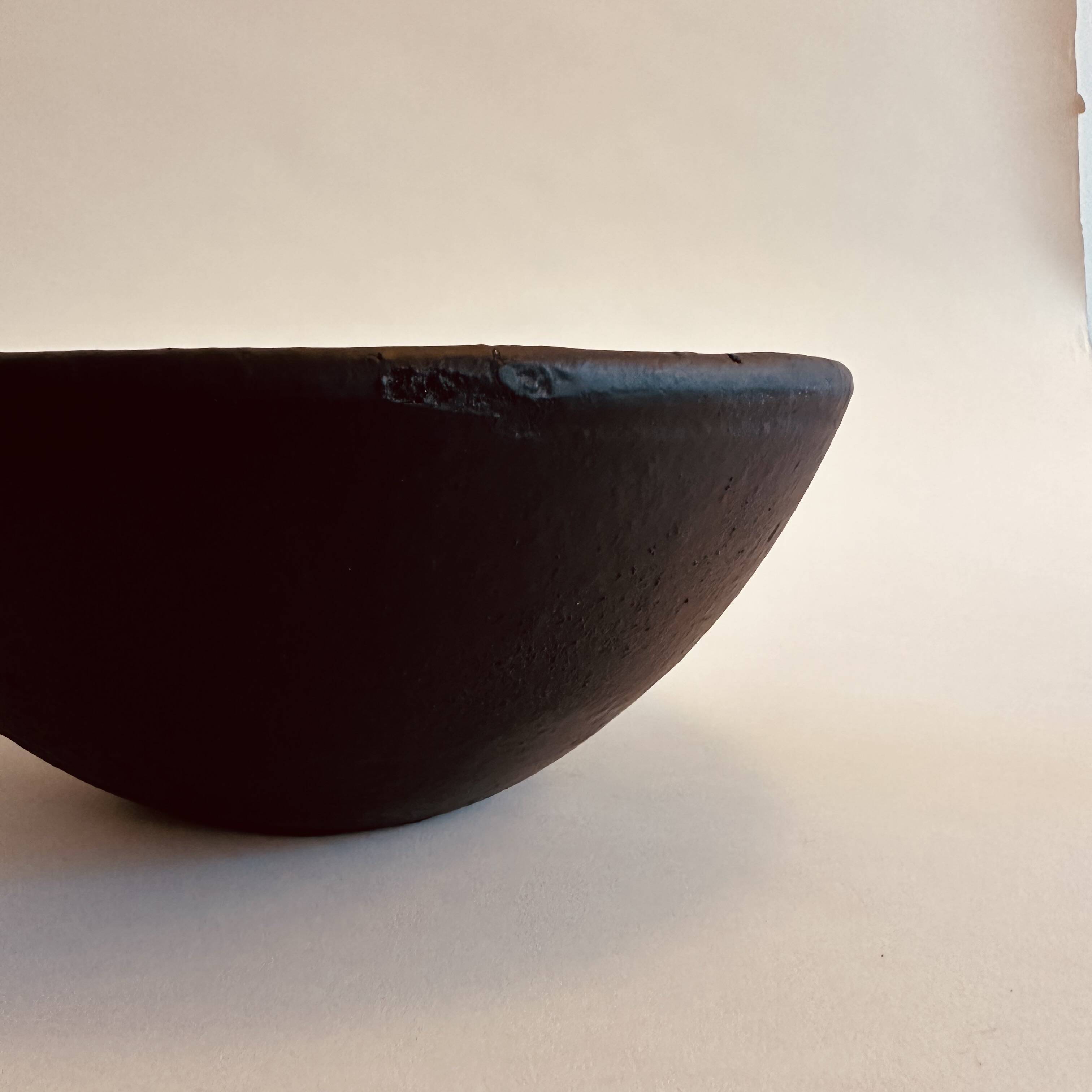 Black ceramic salad bowl