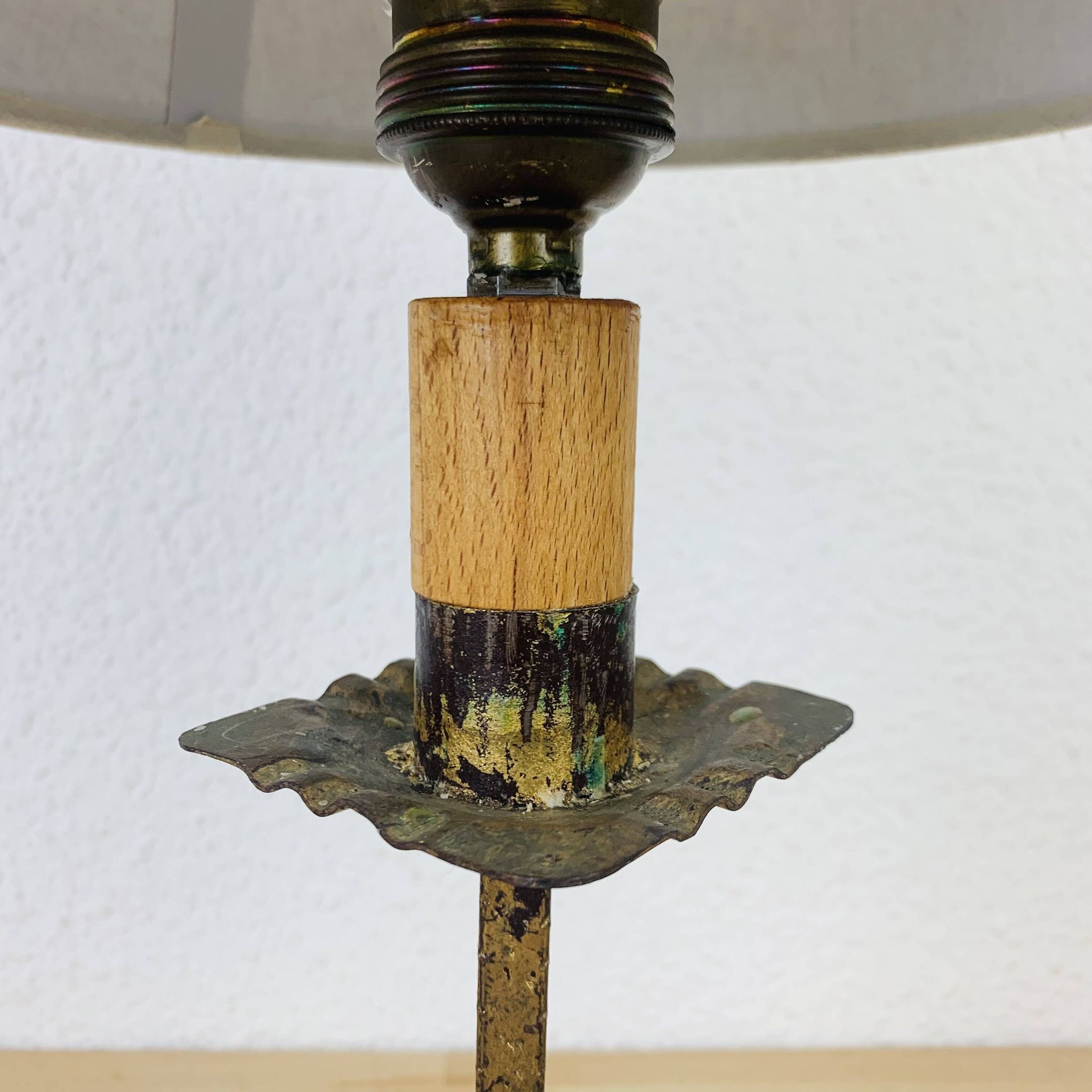 Lampe fer forgé doré travail espagnol