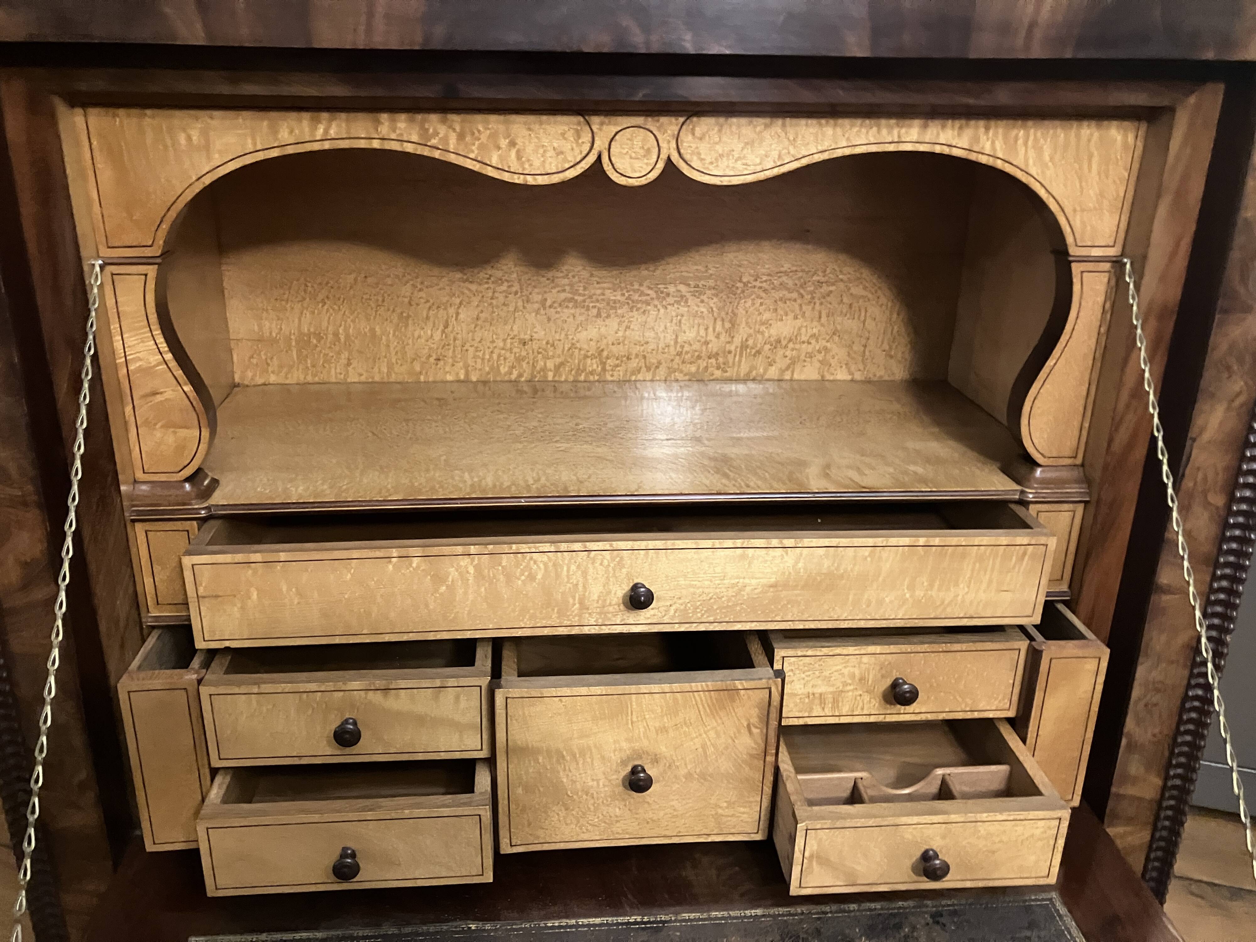 19th Century Secretary in Mahogany and Lemonwood