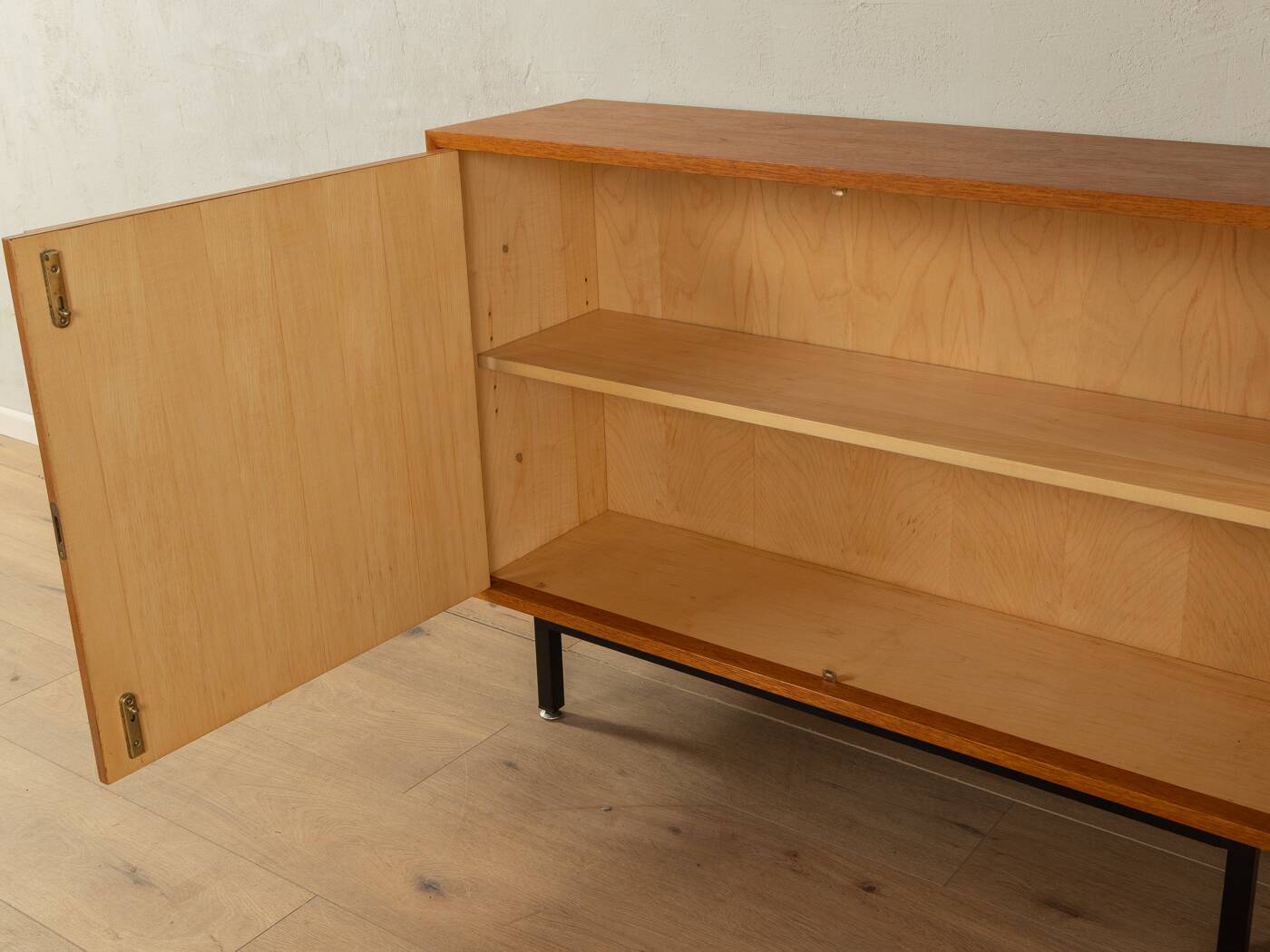 1960s Dresser