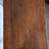 Table espagnole en noyer massif, XVIIeme