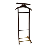 Valet de chambre en bois sur roulettes