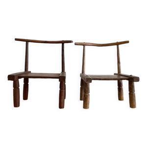 Paire de chaises traditionnelles