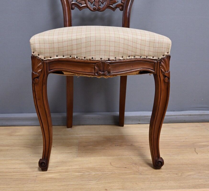 Set of 4 mahogany chairs, Napoléon III period - second half of the 19th century.