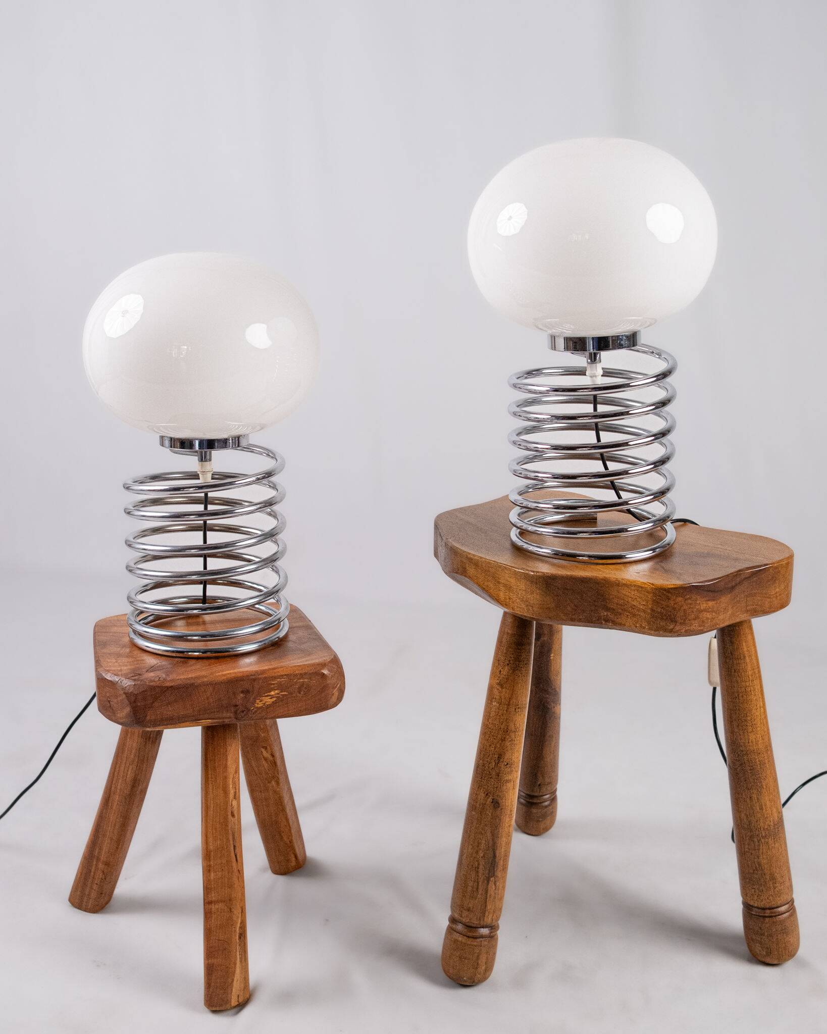 Paire de lampes ressort style Ingo Maurer, France, 1970s