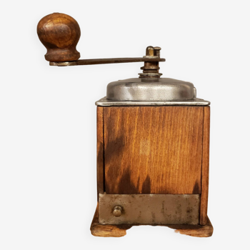 Old metal hatch coffee grinder