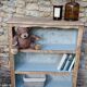 Small upcycled vintage bookshelf – Wood and floral background
