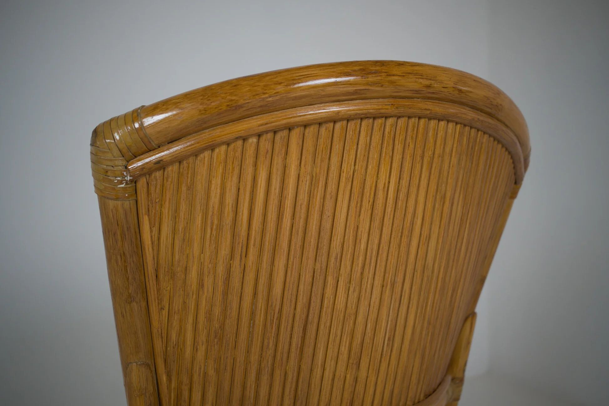 Ensemble table et 4 chaises vintage en rotin esprit Riviera