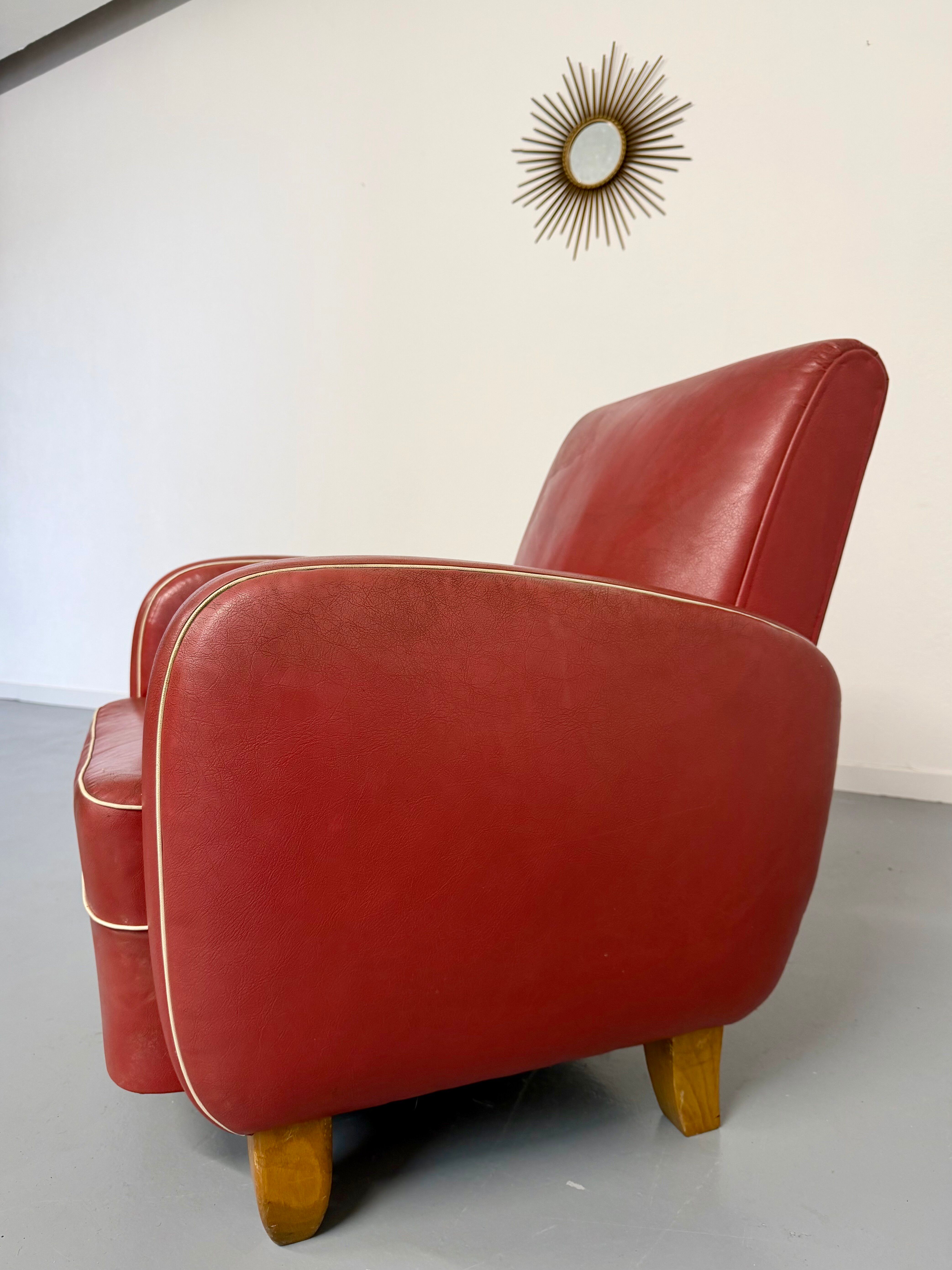 Vintage red faux leather Art Deco club chair from the 1940s/50s.