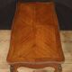 Table basse française du XXe siècle dans le style Louis XV