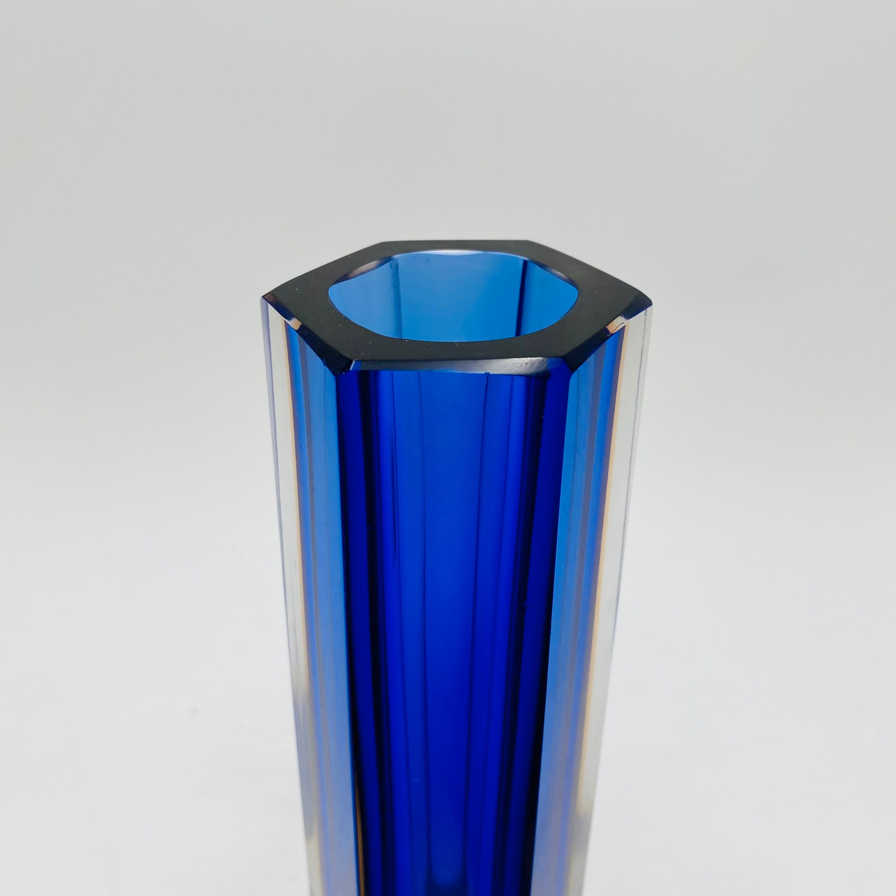 Vase soliflore en verre, provenance Murano, Italie (1970)