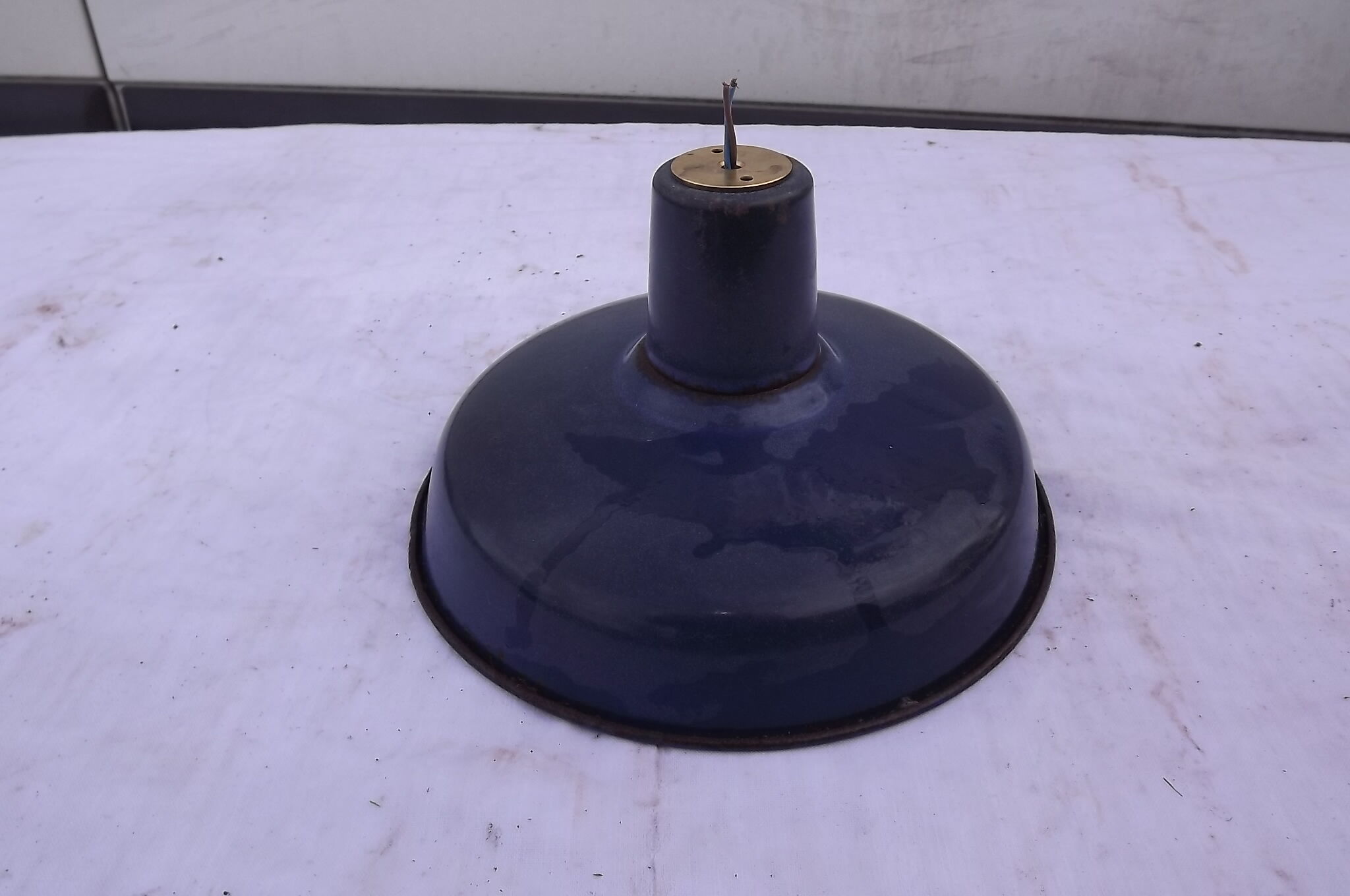 Suspension industrial sheet metal enamelled