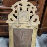 GILT WOODEN GLASS MIRROR FROM THE LATE 18TH CENTURY