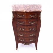 Commode chiffonnière, France, vers 1900.