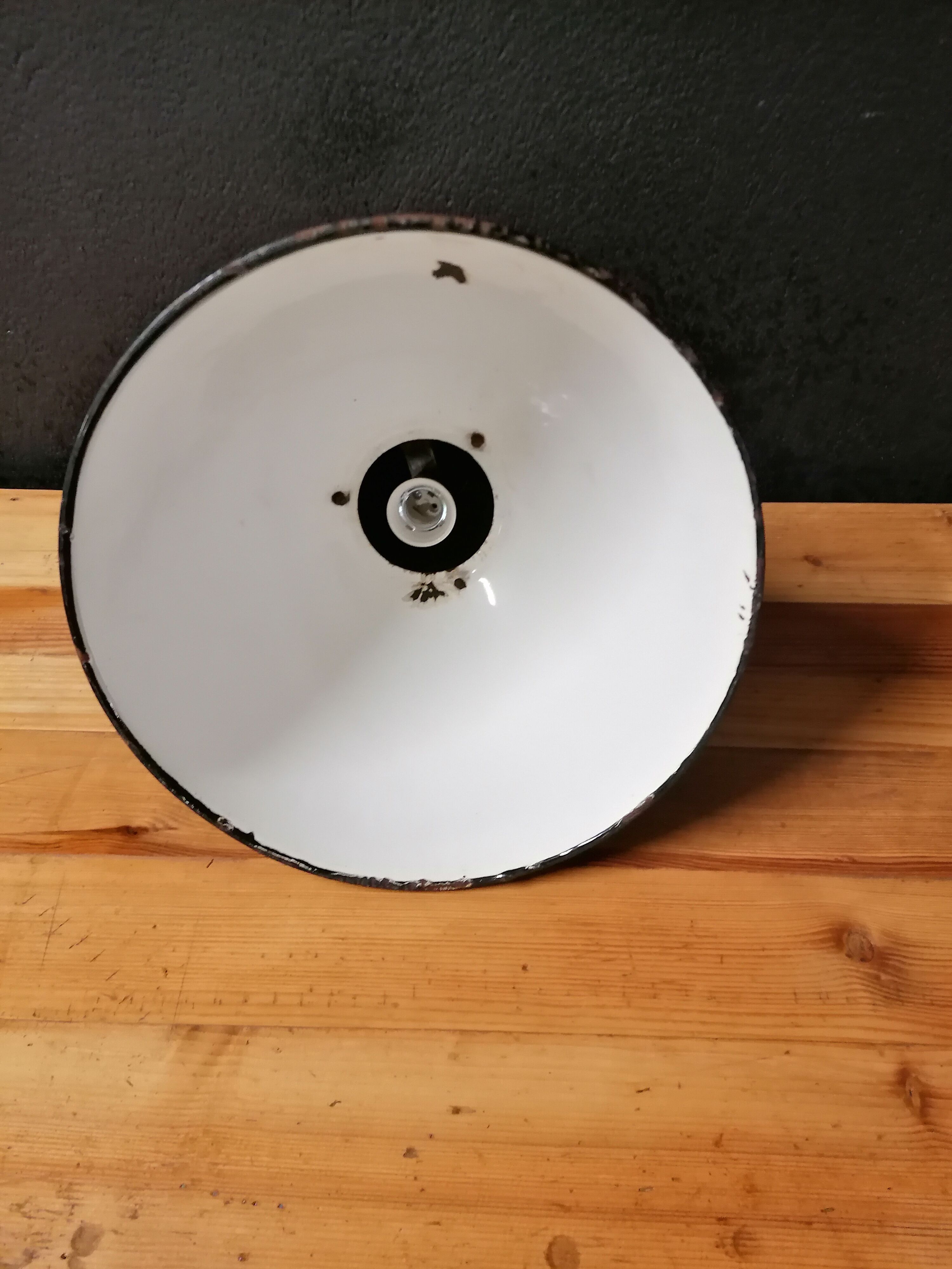 Industrial vintage factory pendant lamp, enamelled metal, 60s