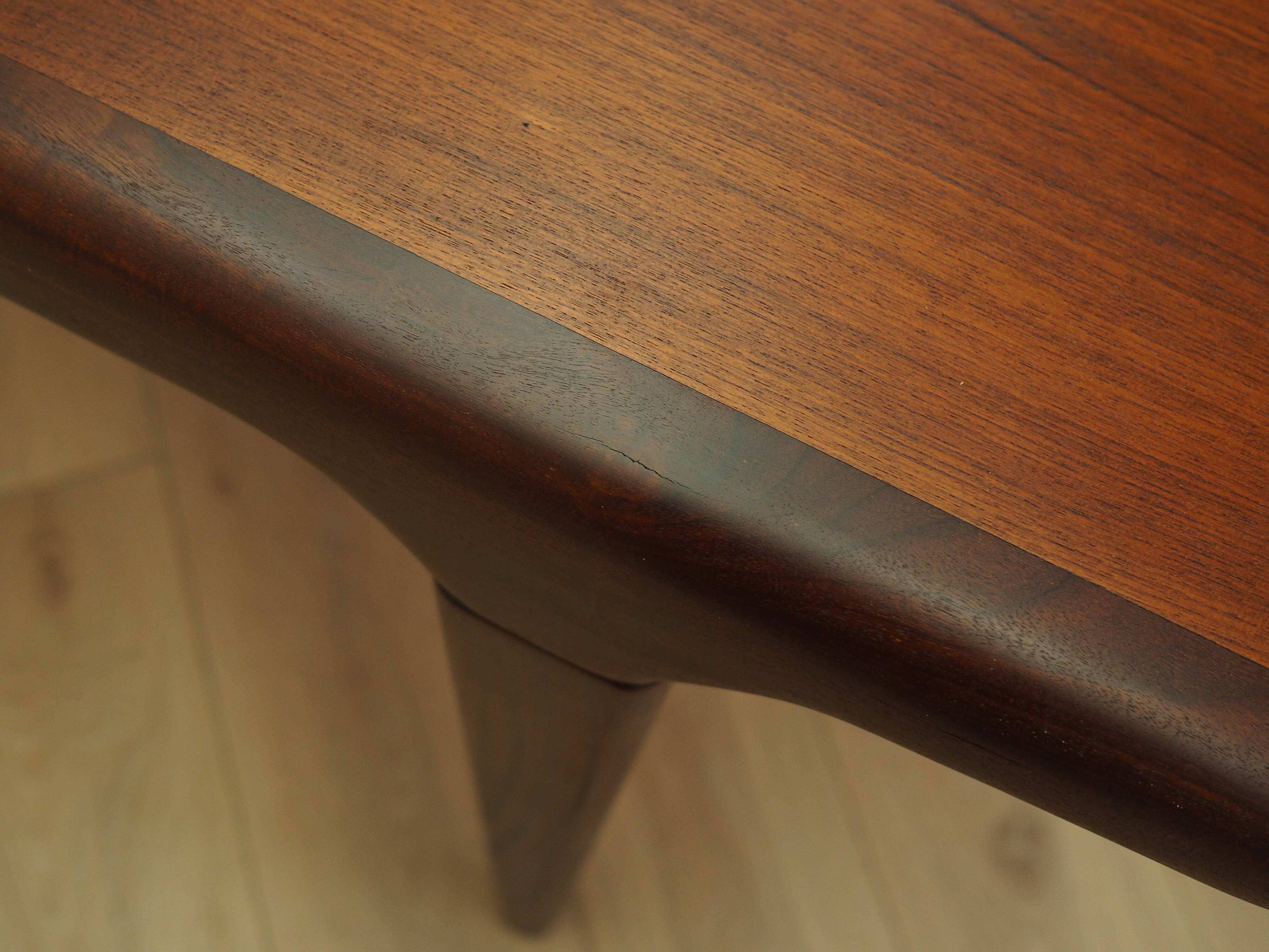 Teak table, Danish design, 1970s, designer: Johannes Andersen