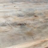 Workbench made of light wood