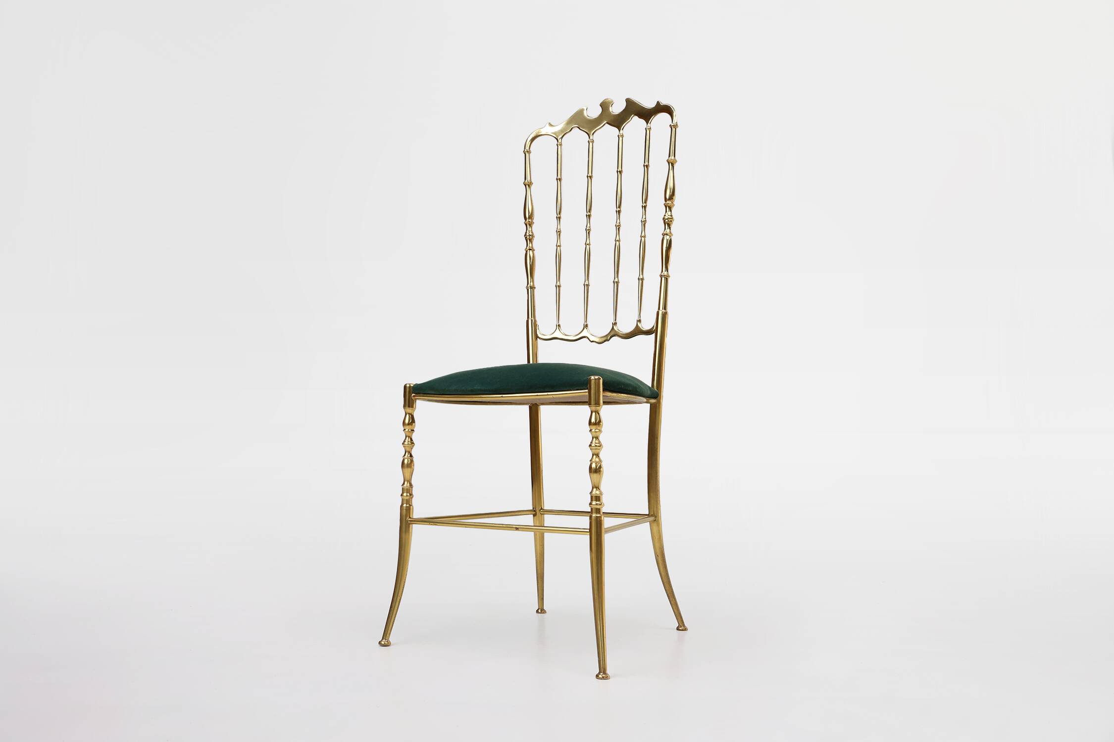 Iconic Chiavari chair by Giuseppe Gaetano Descalzi, Italy 1970s