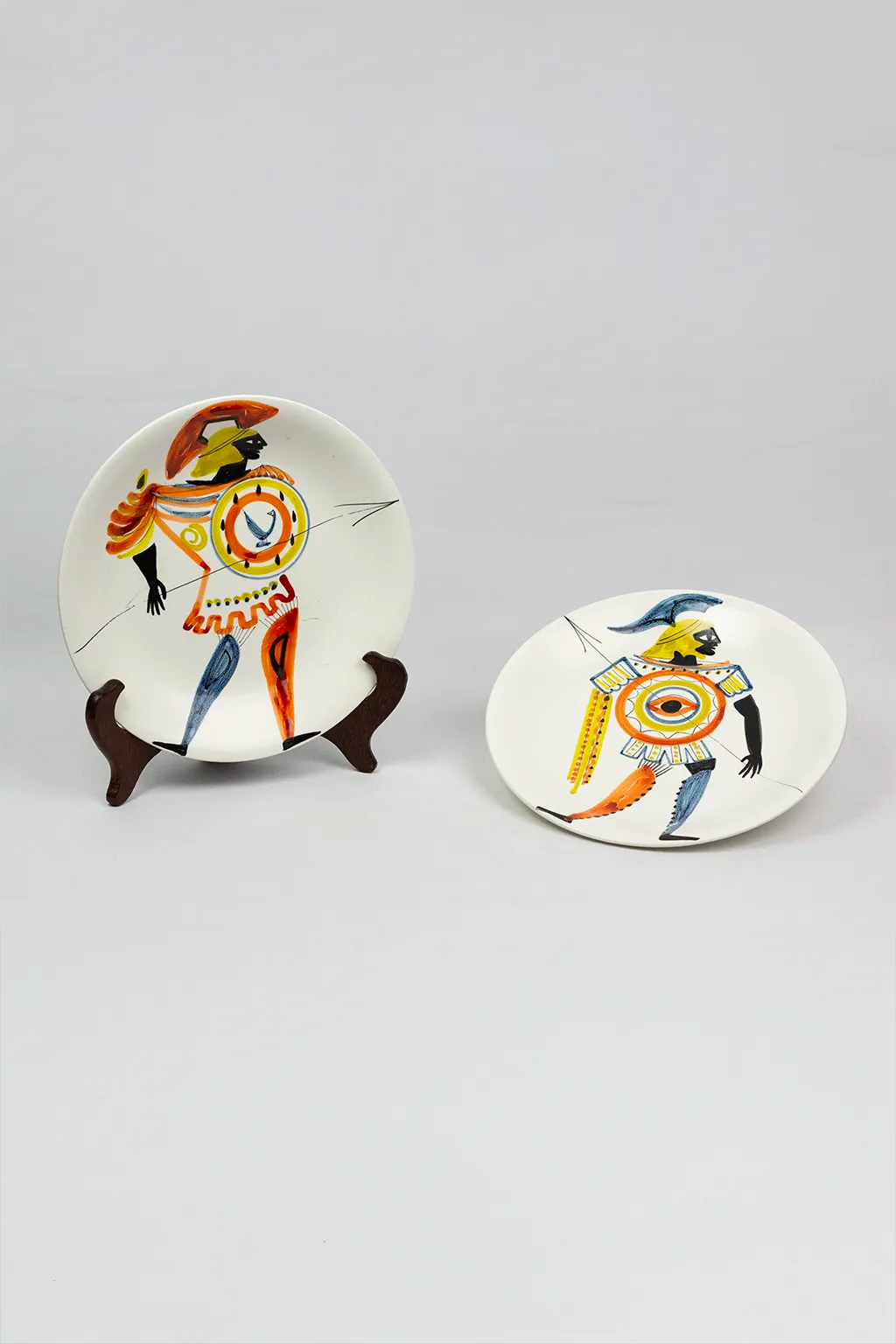 Ceramic plate by Roger Capron, Vallauris, ancient warrior - 1960s