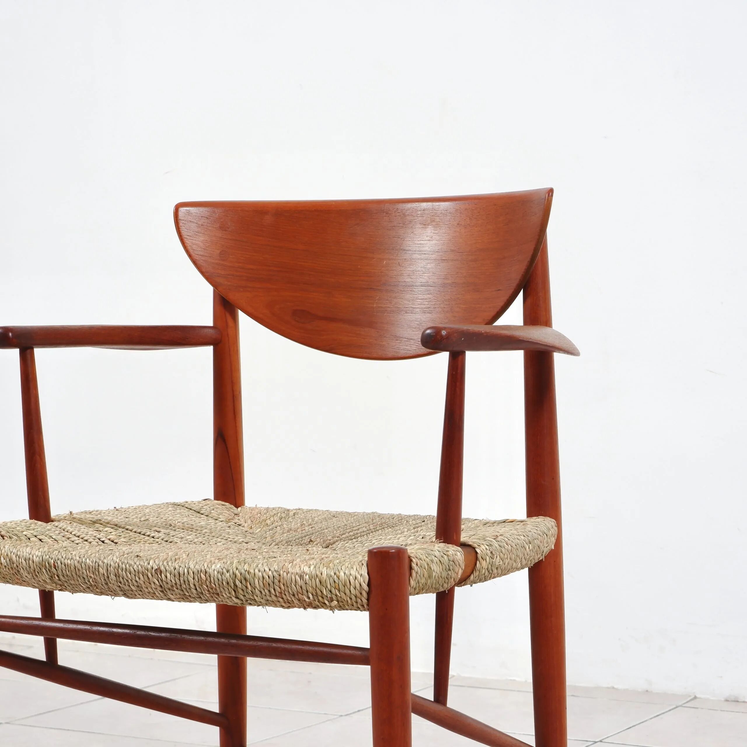 Set of model '317' & '316' by Hvidt & Molgaard-Nielsen for Søborg, fresh weaving