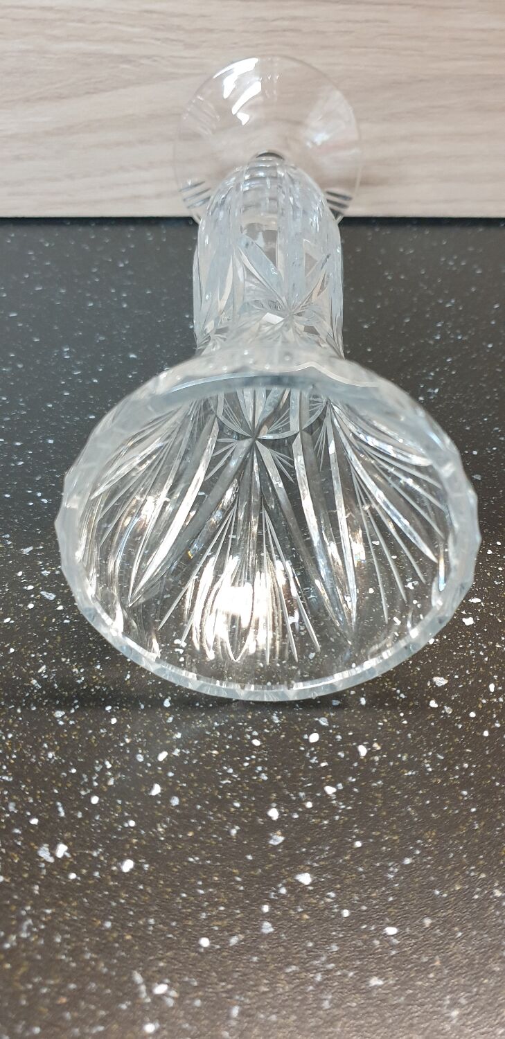 Hand-cut crystal vase
